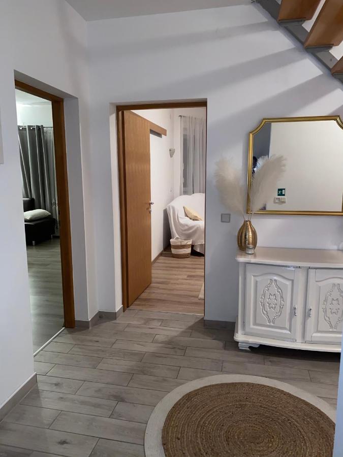 Three Bedroom Apartment Between Trogir And Split Kaštela Eksteriør bilde